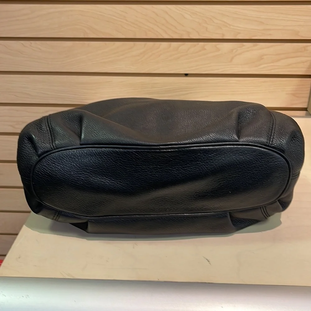 Women’s Michael Kors Black Pebble Grain Leather Shoulder Bag